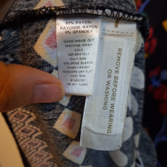 Loft M Stained Glass Floral Swing Dress Black floral longsleeve mini boho - Picture 5 of 7